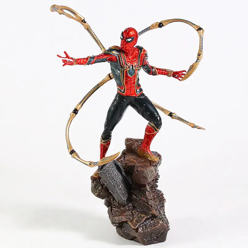 Figurine Super Héros Spiderman sur Rocher