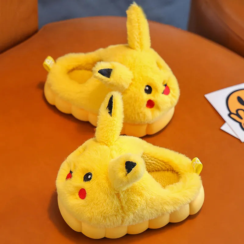 Chaussons peluche Pokemon Pikachu