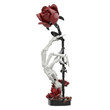 Main de squelette avec rose Halloween en briques – 357 pièces