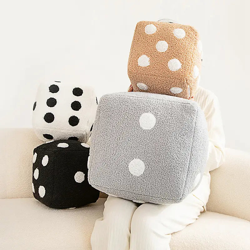 Coussin en peluche Cube de dés