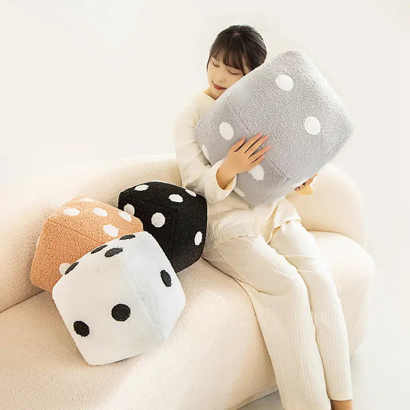 Coussin en peluche Cube de dés