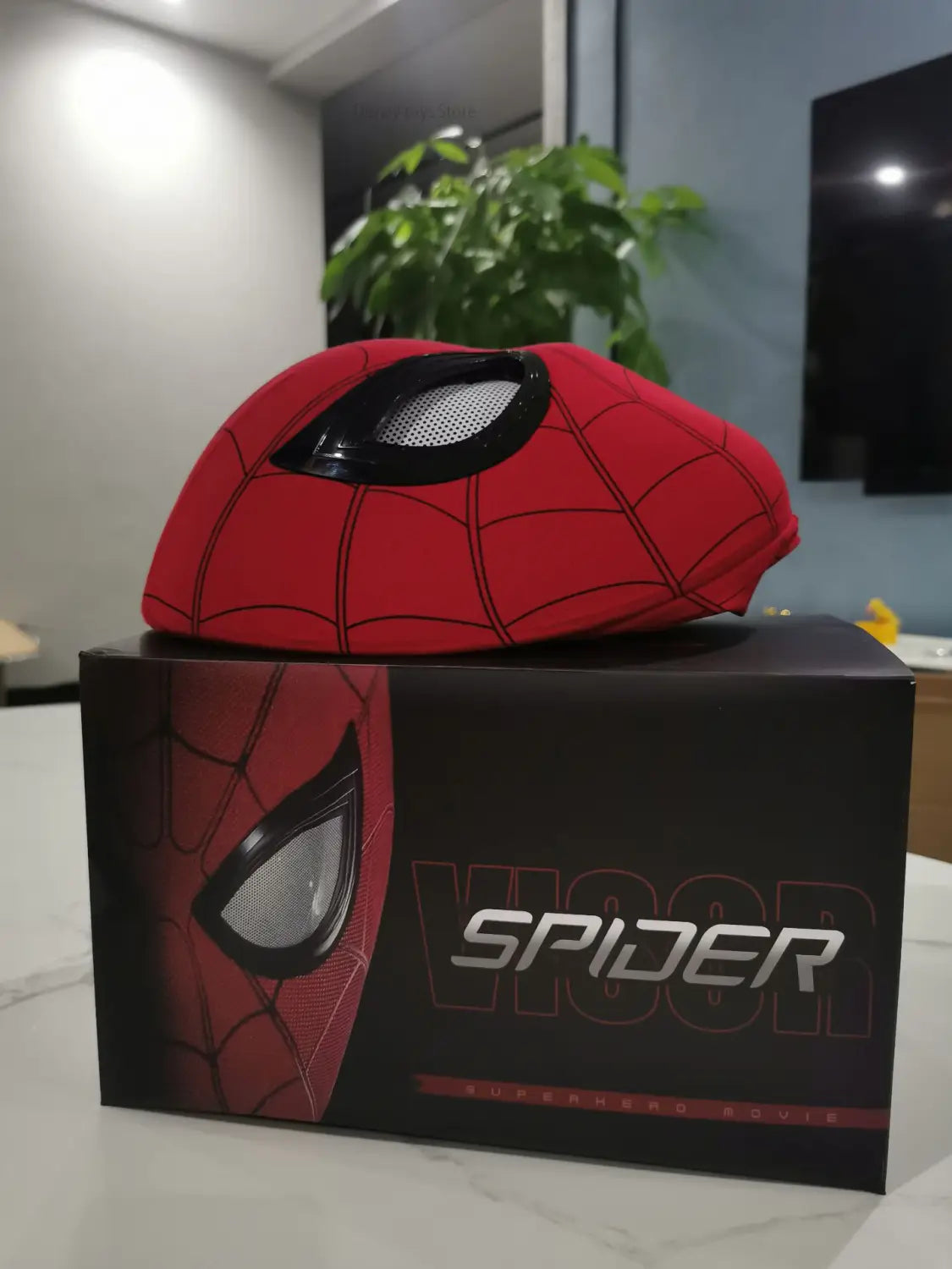Masque Spider-Man électronique télécommandé