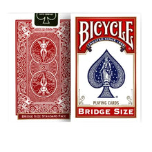 Cartes à jouer red and white bicycle modèle sélectionné avec design classique et pique bleu idée cadeau élégante