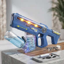 Pistolet à eau électrique rechargeable avec réservoir violet transparent et effets lumineux orange sur batterie rechargeable
