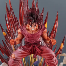 Figurine dragon ball guerrier à laura puissante 38 cm en super saiyan rouge et orange avec pose dynamique