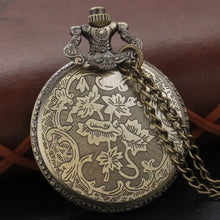 Montre à gousset squelette finition bronze avec gravures florales et fermoir décoratif en forme de couronne pour halloween