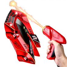 Voiture acrobatique télécommandée avec suivi lumineux équipée d’un pistolet laser rouge et noir aux accents dorés