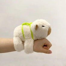 Bracelet peluche animal de 17 cm en peluche blanche douce avec harnais vert citron en crochet