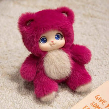 Peluche animal kawaii ourson fuchsia à ventre beige doux et pattes blanches en vinyle 18 cm