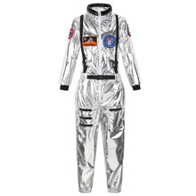 Déguisement astronaute halloween adulte combinaison argentée avec bordures noires, patchs et bretelles, versions colorées taille