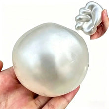 Balle anti-stress squishy nacrée en argent avec finition brillante idéale pour malaxer et soulager le stress