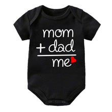 Barboteuse en coton pour nouveau-né Mama And Dad=Me -