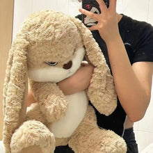 Peluche lapin blanc beige avec longues oreilles souples et ventre blanc en tissu doux au look fâché