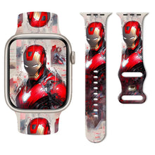 Bracelet apple watch en silicone rouge et or iron man marvel avec design graphique superposé pour confort optimal