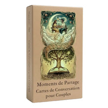 Boîte beige de cartes conversation moments de partage pour couples avec illustration sous ciel étoilé idée cadeau magasins de jouets