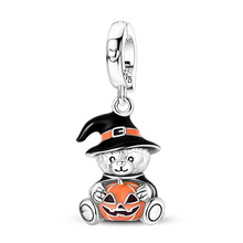 Charm halloween en argent 925 avec ourson argenté, chapeau de sorcière noir et citrouille orange selon motifs variés selon zircons cubiques