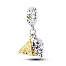 Charm en argent 925 halloween en ton argent et or avec pendentif pyramide à bandes détaillées et zircons cubiques selon motifs variés