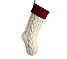 Chaussette de noël tricotée crème avec bordure côtelée bordeaux personnalisable couleurs disponibles