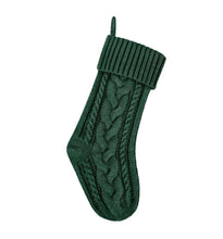 Chaussette de noël tricotée vert foncé avec motif torsadé et bord côtes personnalisable couleurs disponibles