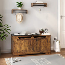 Rustic rangement banc enfant en bois avec finition vieillie et poignées découpées avant pour rangement pratique
