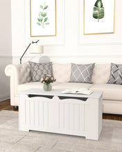 Banc enfant de rangement blanc en bois avec couvercle noir et panneaux à lamelles verticales pour rangement banc enfant