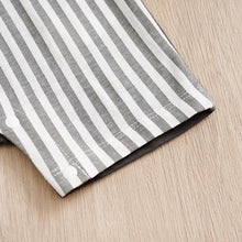 Combinaison bébé garçon lapinou avec manches en coton rayé gris et blanc doublées noir pour confort optimal