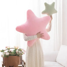 Coussin décoratif étoile rose en peluche douce idéal pour coin lecture ou déguisement carnaval magasins de jouets