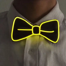 Cravate lumineuse de fête modèle B en fil électroluminescent jaune à clignotement lent avec nœud noir central