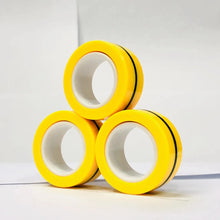 Lot de 3 anneaux magnétiques à manipuler avec rouleaux de ruban adhésif jaune brillant à rayures noires