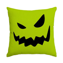 Coussin halloween carré vert lime avec visage de citrouille noir idéal pour déguisement carnaval et magasins de jouets
