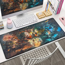 Tapis de souris xxl académie de super-héros avec illustration dynamique en orange feu bleu profond et bords cousus