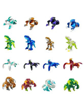Lot de boules de combat transformables avec petites créatures colorées translucides et opaques aux designs robotiques