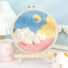 Kit de broderie punch needle à motifs décoratifs avec broderie punch needle ciel pastel aux nuages bleus et jaunes