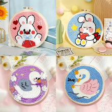 Kit de broderie punch needle avec motifs décoratifs de lapin et cygne en cercles en bois et laine colorée