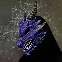 Masque de dragon en latex halloween taille unique avec écailles texturées, dents blanches acérées et cornes brunes pour déguisement carnaval