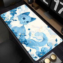 Tapis de souris xxl chat noir avec design floral bleu et blanc illustration douce et rectangulaire