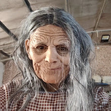 Masque de grand-mère à cheveux gris réaliste avec visage vieilli détaillé et texture de peau lifelike pour halloween