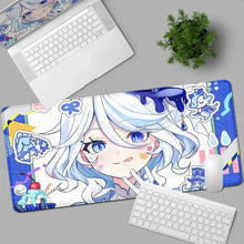 Tapis de souris xxl manga héroïne aquatique bleu et blanc avec stickers colorés et finition glossy rectangulaire