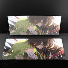 Tapis de souris xxl rectangulaire aux cheveux verts avec illustration anime en noir or et rouge