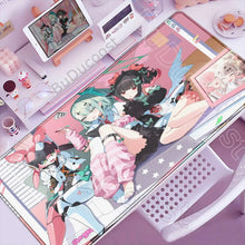 Tapis de souris xxl manga idoles urbaines avec illustrations détaillées en rose et violet pour gaming manga idoles urbaines