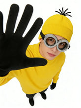 Bonnet en maille jaune avec touffe noire épineuse pour déguisement halloween jaune dans kit complet