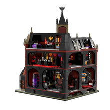 Jeu de construction maison de la terreur en plastique abs noir et rouge avec décor d’halloween et détails intérieurs gothiques