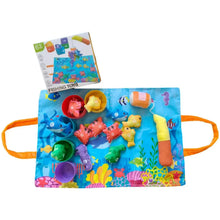 Jeu de pêche en tissu avec gobelets à empiler et cinq gobelets colorés en tissu océanique doux et vibrant