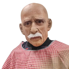 Masque en silicone détaillé d un vieil homme à barbe blanche idéale pour halloween avec tête chauve