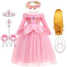 Déguisement robe princesse aurora rose avec manches dénudées, bordures dorées et nombreux accessoires scintillants