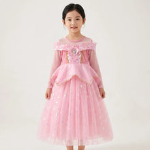 Déguisement robe princesse aurora rose avec corsage transparent orné de sequins et jupe en tulle étoilée argentée