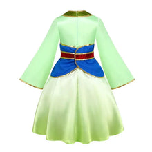 Robe princesse mulan en satin vert lime vif avec une ceinture bleue et rouge à bordure dorée pour cosplay ou fête