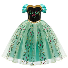 Robe cosplay reine des neiges anna en tissu bleu canard et noir avec bordure dorée et motifs feuilles vert pailletées