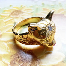 Bague chat dorée en argent 925 avec zircon et motifs étoile et point sur le front en pierre bleue