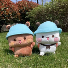 Deux peluches panda et ours 20 cm beige et blanc avec chapeaux bleus pour un cadeau tendre peluche réunis